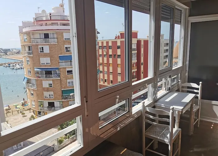 Apartamento Great With A View Of The Sea